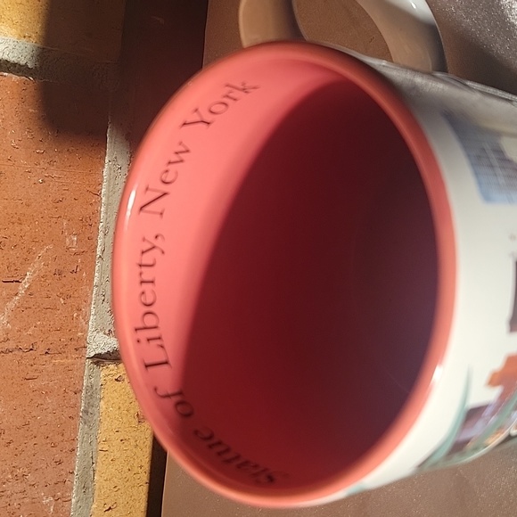 New York Statue of Liberty Souvenir Cup Mug - Picture 5 of 6